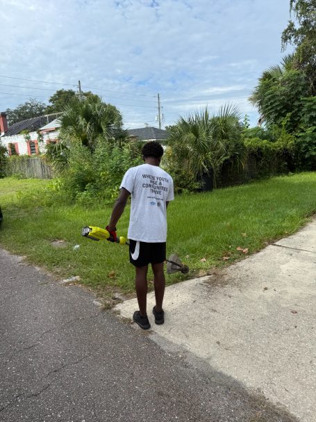 JYWI Youth at Work Landscaping 1 JYWI Youth at Work Landscaping 1